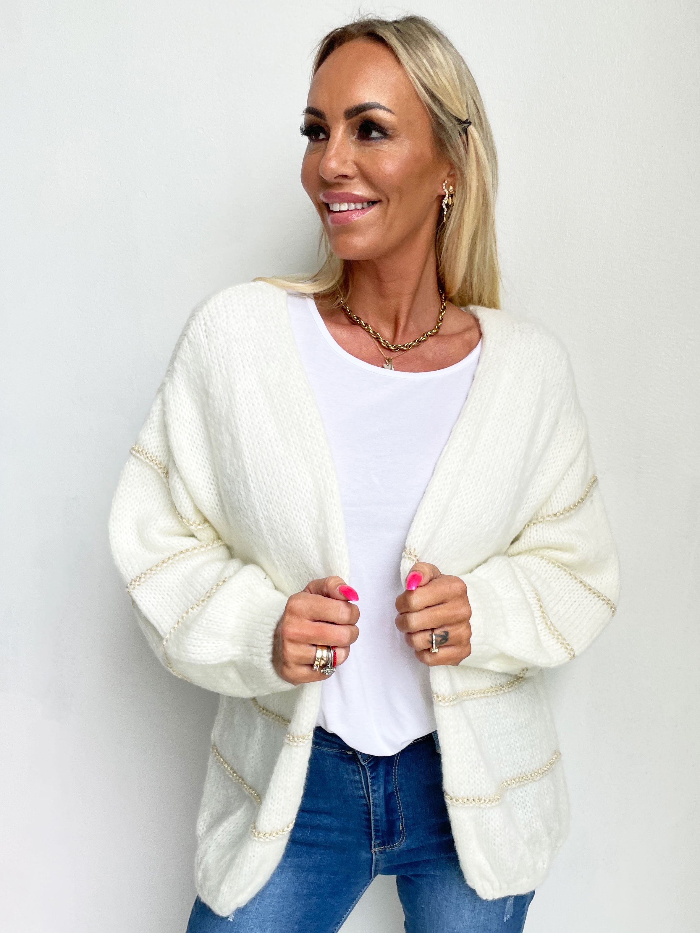 Yanira - Strikket cardigan med guldstriber